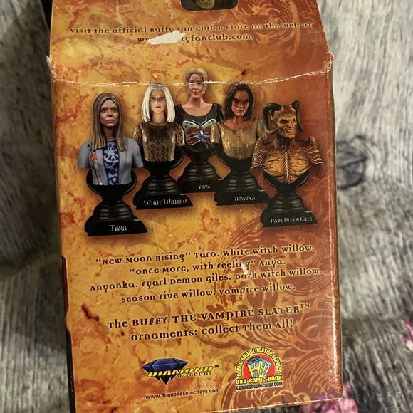 2004 DIAMOND SELECT TOYS Buffy The Vampire Slayer “White Willow” Ornament - Picture 5 of 10